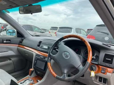 TOYOTA MARK II