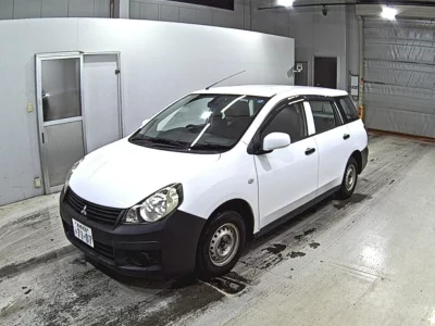 MITSUBISHI LANCER VAN