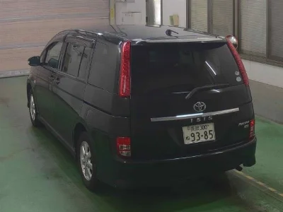 TOYOTA ISIS