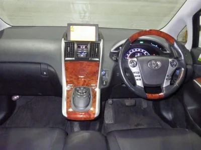 TOYOTA SAI