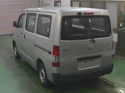 TOYOTA TOWN ACE VAN