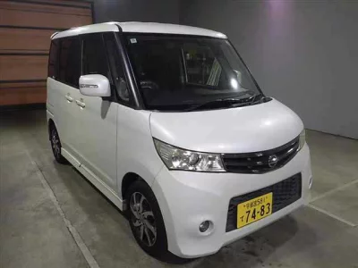NISSAN ROOX