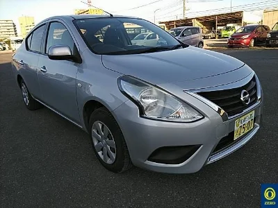 NISSAN TIIDA LATIO