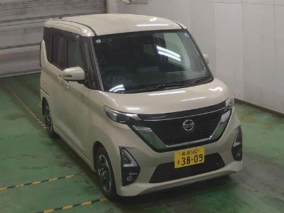 NISSAN ROOX
