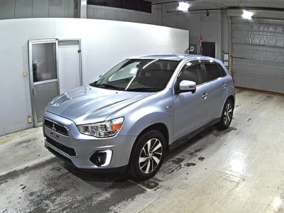 MITSUBISHI RVR