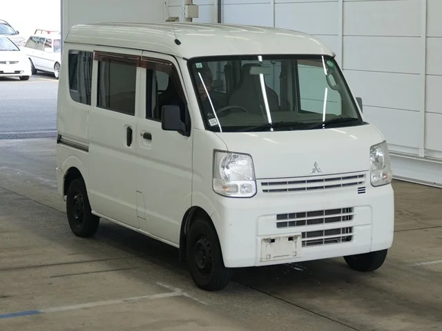 Mitsubishi Minicab 2016