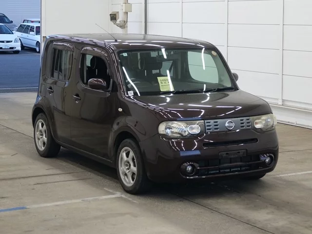 Nissan Cube 2012