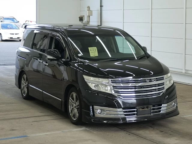 Nissan Elgrand 2010