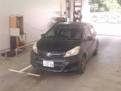 TOYOTA VITZ