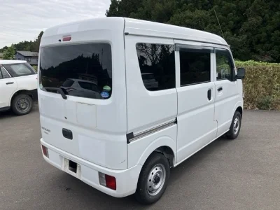 MITSUBISHI MINICAB
