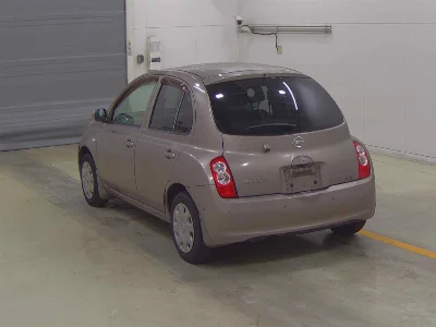 Nissan March