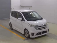 Цена авто Nissan Dayz с аукционов Японии, номер кузова B21W, пробег 126 000, оценка 8