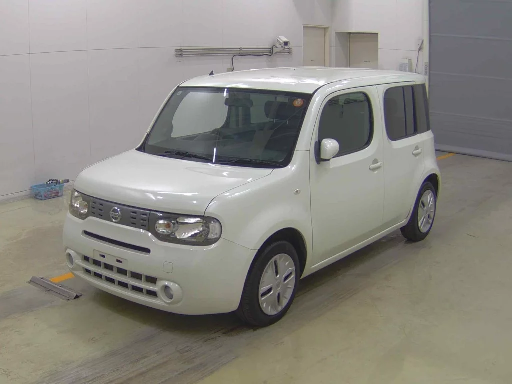 Nissan Cube  с аукциона в Японии