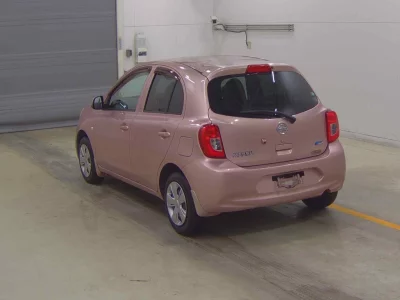 Nissan March