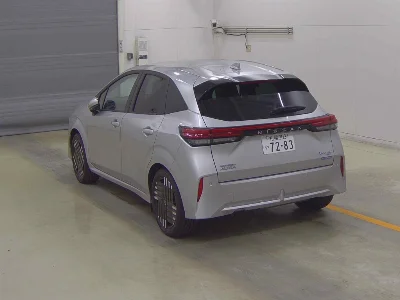 NISSAN AURA