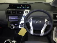 Цена авто Toyota Prius Alpha с аукционов Японии, номер кузова ZVW41W, пробег 118 000, оценка 8