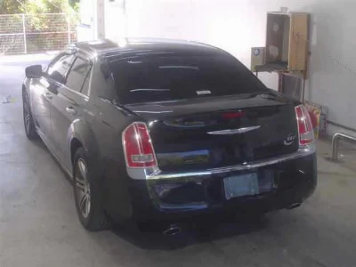 CHRYSLER 300