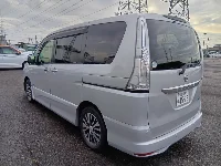 Цена авто Nissan Serena с аукционов Японии, номер кузова HFC26, пробег 86 000, оценка 8