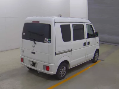 NISSAN CLIPPER VAN