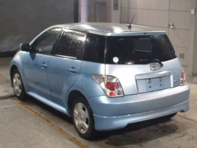 Toyota Ist