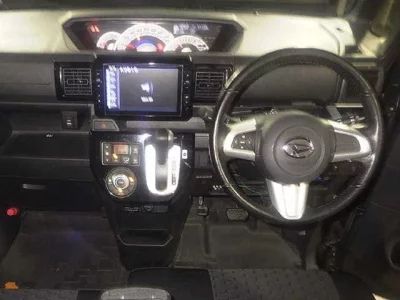 DAIHATSU WAKE