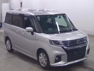 MITSUBISHI DELICA D2