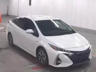 TOYOTA PRIUS PHV