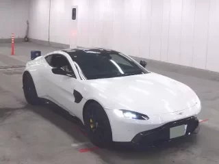 ASTON MARTIN VANTAGE