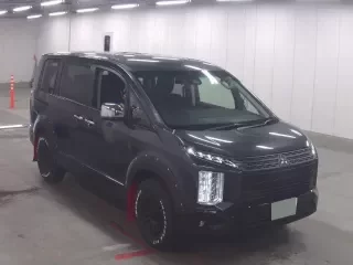 MITSUBISHI DELICA D5