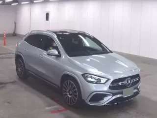 MERCEDES BENZ GLA