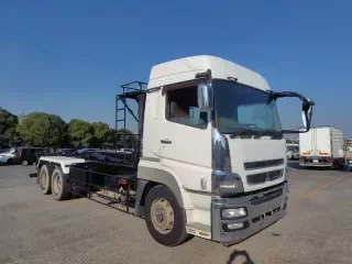MITSUBISHI FUSO SUPER GREAT
