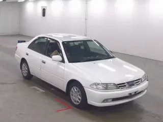TOYOTA CARINA