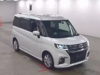 MITSUBISHI DELICA D2
