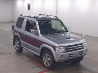 MITSUBISHI PAJERO MINI