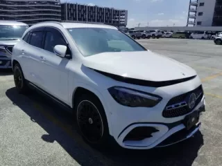 MERCEDES BENZ GLA