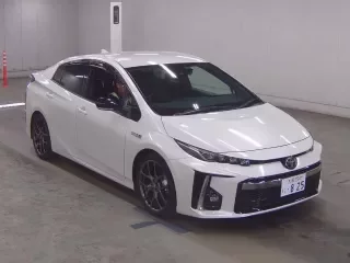 TOYOTA PRIUS PHV