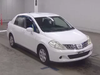 NISSAN TIIDA LATIO