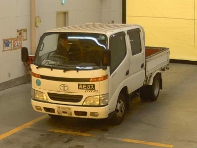 TOYOTA DYNA