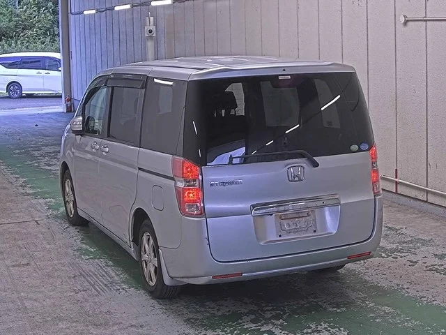 Honda Stepwgn 2011