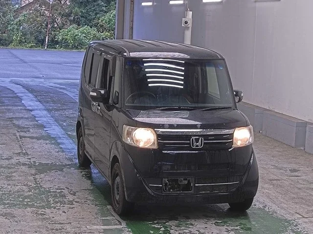 Honda N-Box  с аукциона в Японии