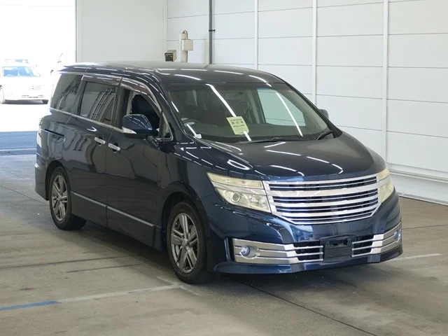 Nissan Elgrand 2010