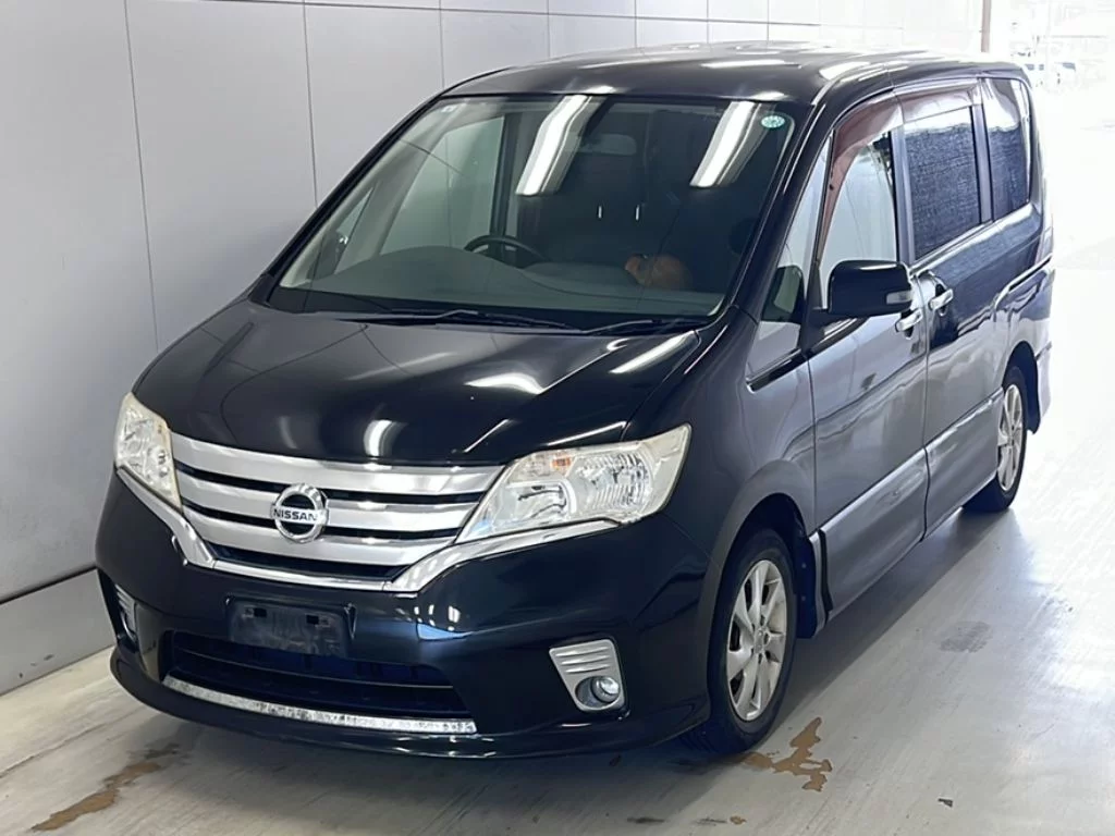 Nissan Serena 2011
