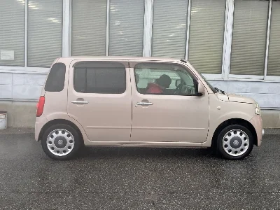 Daihatsu Mira Cocoa