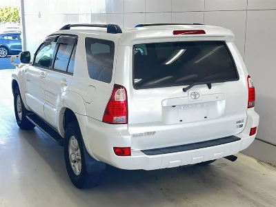 TOYOTA HILUX SURF