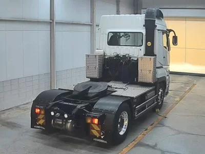 MITSUBISHI FUSO