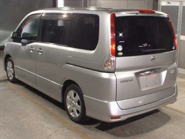 Nissan Serena 2008
