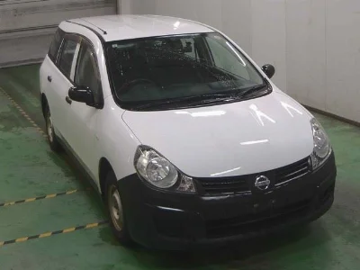 Nissan AD