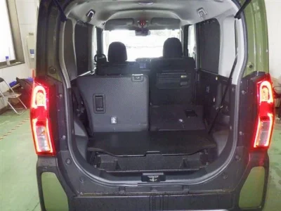DAIHATSU TANTO FUN CROSS