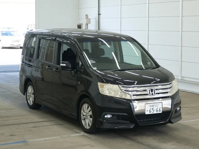 Honda Stepwgn 2011