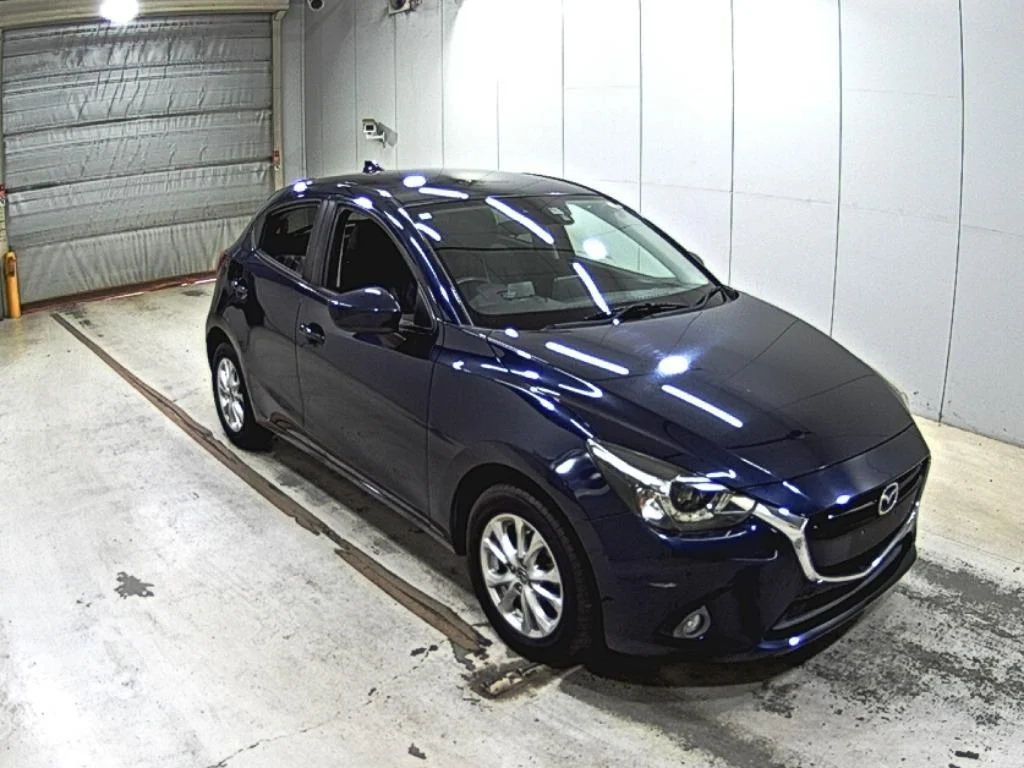Mazda Demio 2016